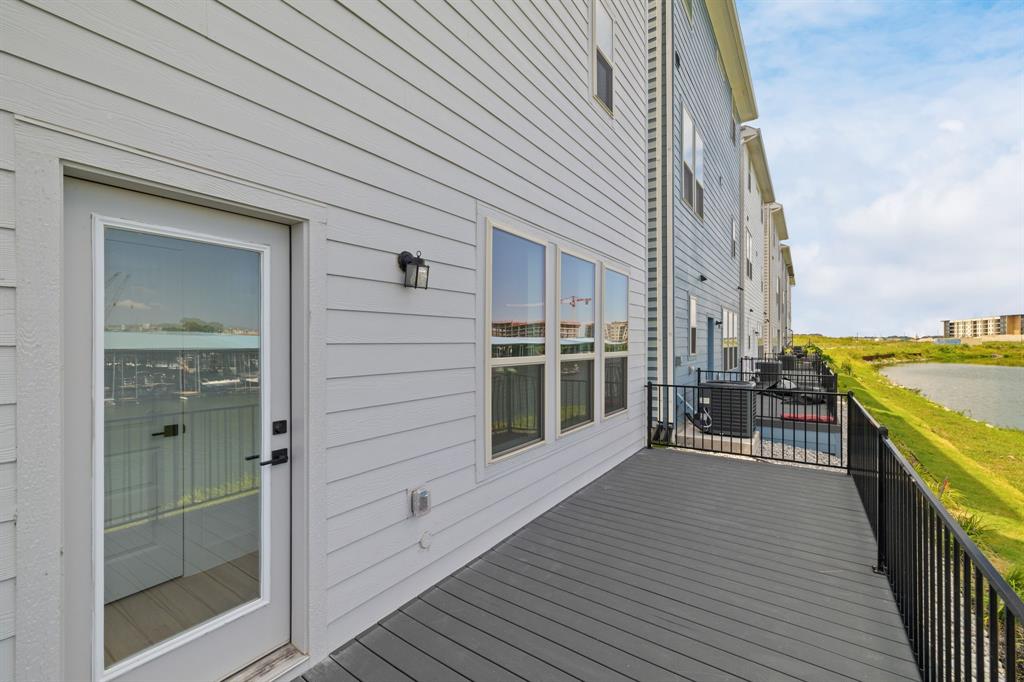 Sapphire Bay - Residential