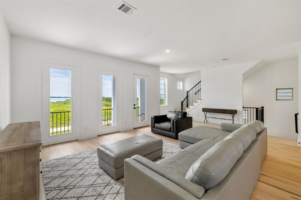 Sapphire Bay - Residential