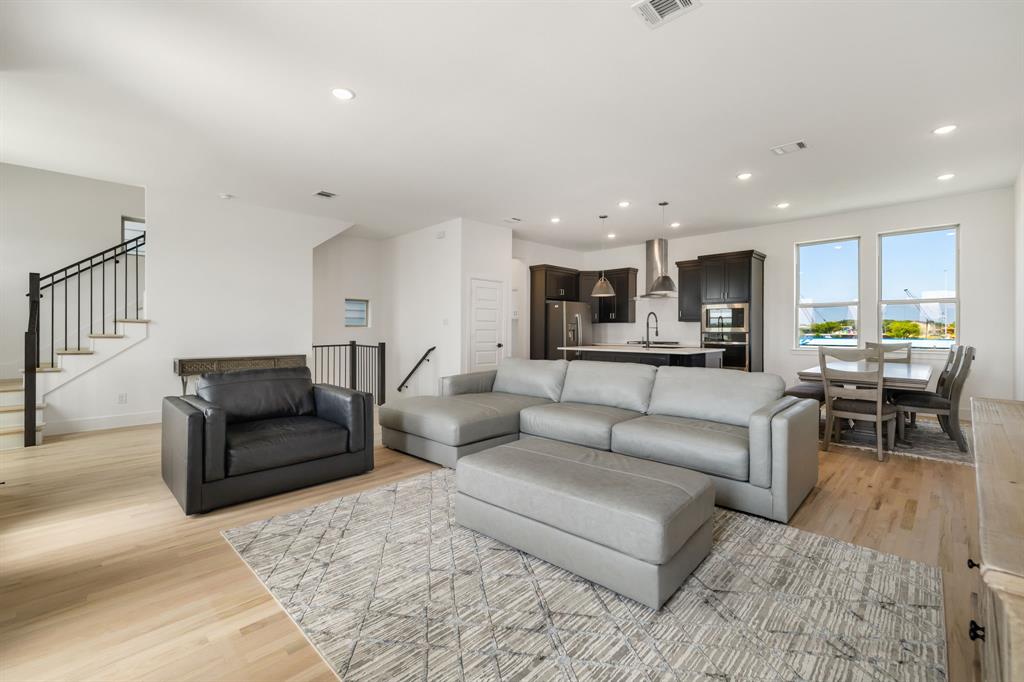 Sapphire Bay - Residential