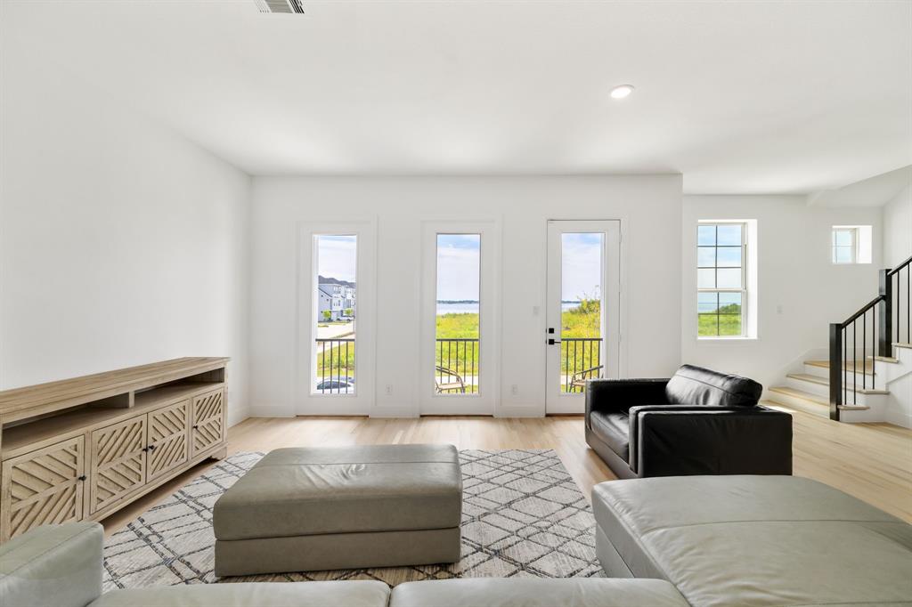 Sapphire Bay - Residential