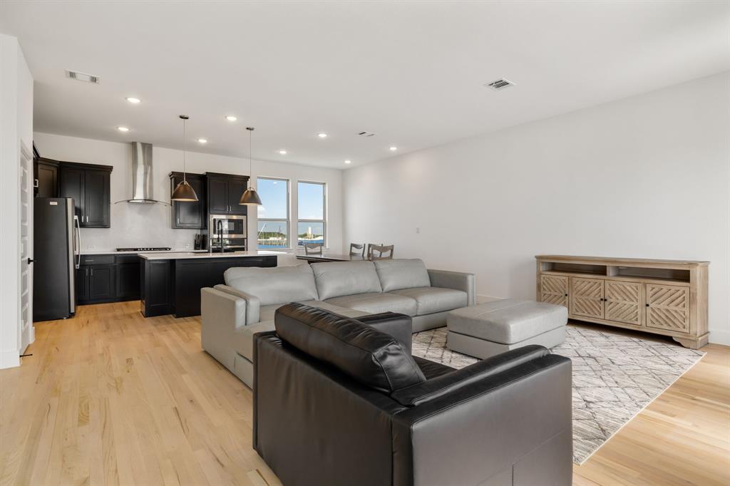 Sapphire Bay - Residential