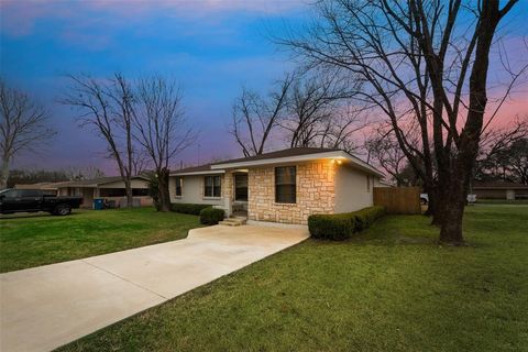 A home in Kaufman