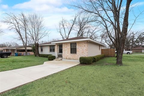 A home in Kaufman