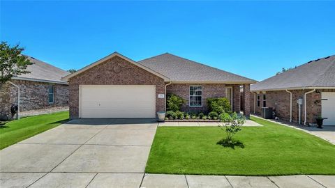 552 Lincoln Avenue Lavon TX 75166