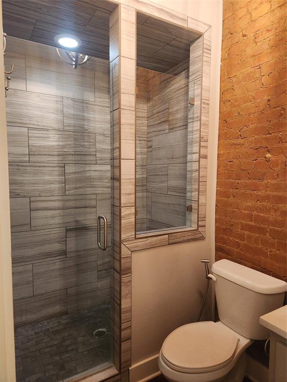 O T Ennis - Residential Lease