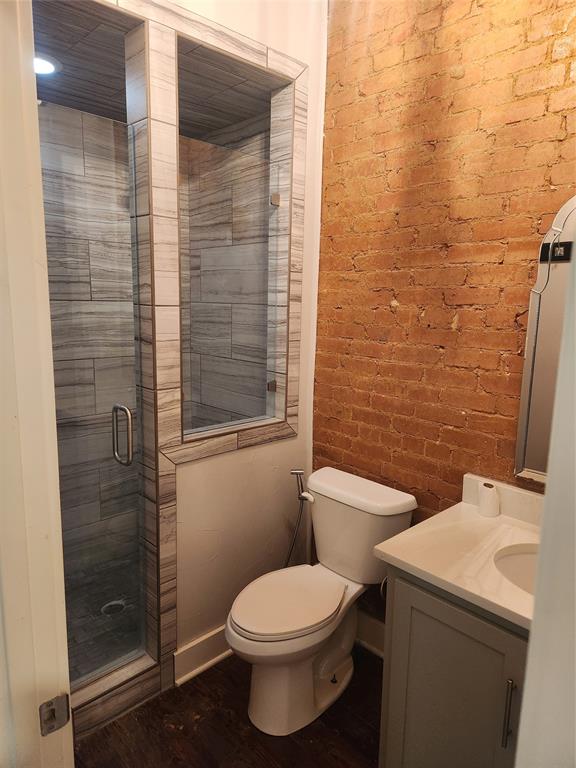 O T Ennis - Residential Lease