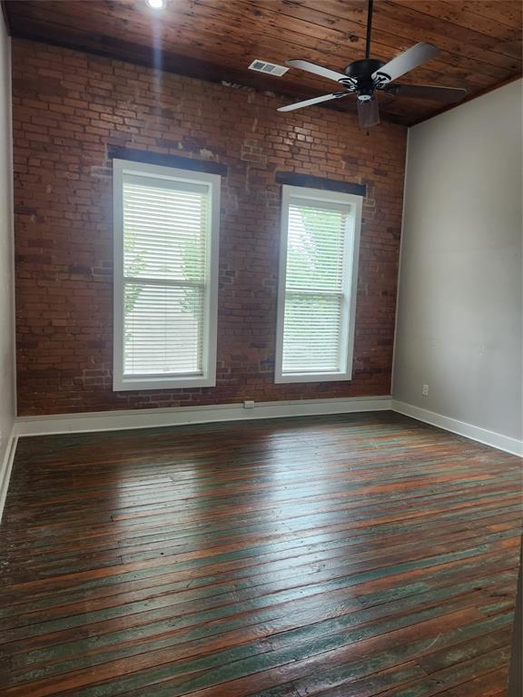 O T Ennis - Residential Lease