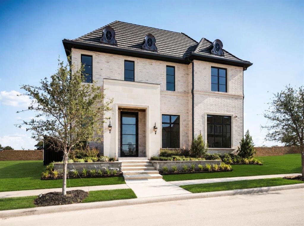 113 Murano Place