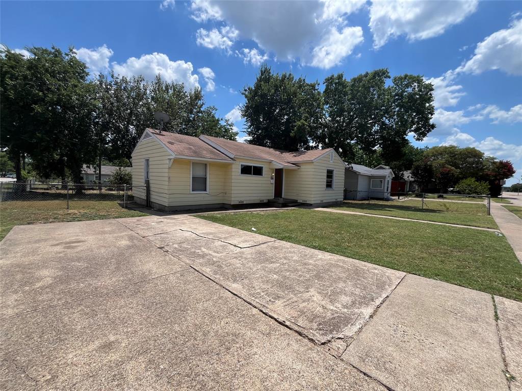 202 W Wheatland Road W