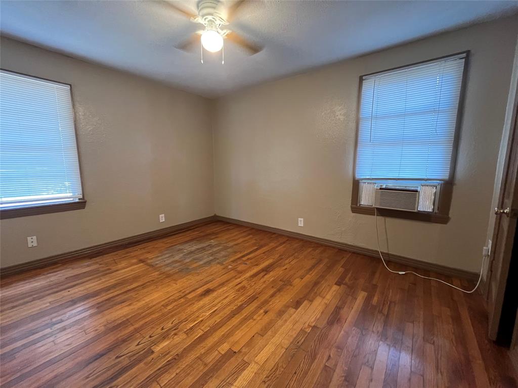 202 W Wheatland Road W