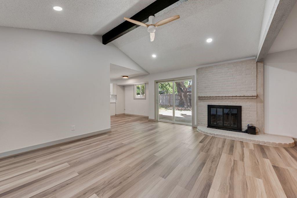 900 Vaughn Drive