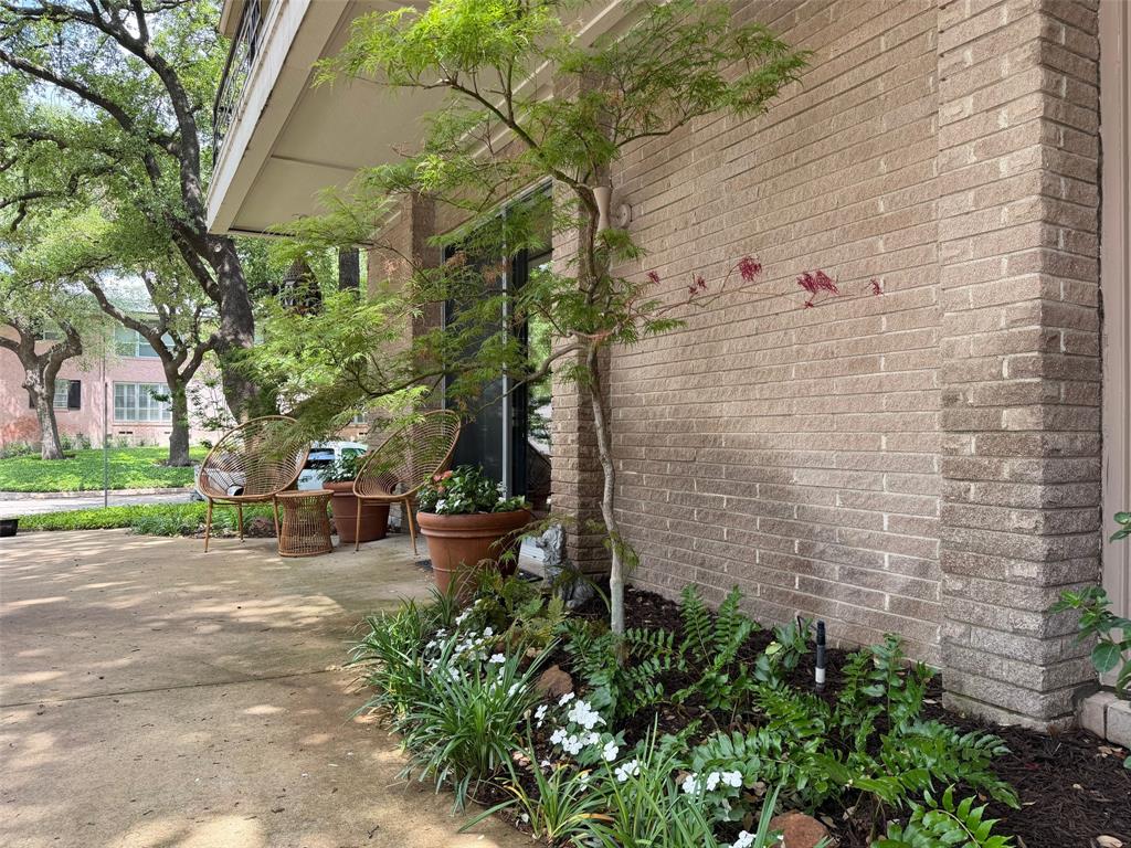 Royal Arms Condos - Residential