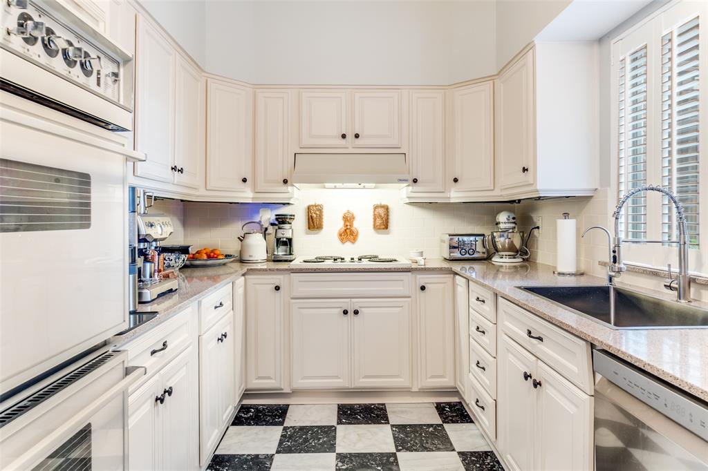 Royal Arms Condos - Residential