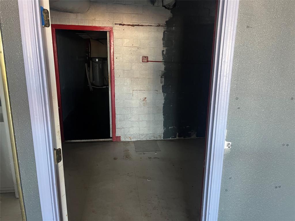 na - Commercial Lease