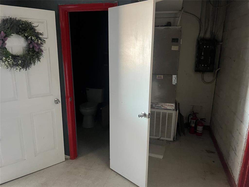 na - Commercial Lease