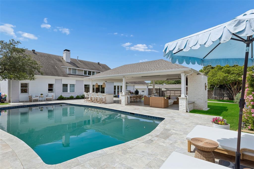 7439 Stonecrest Drive