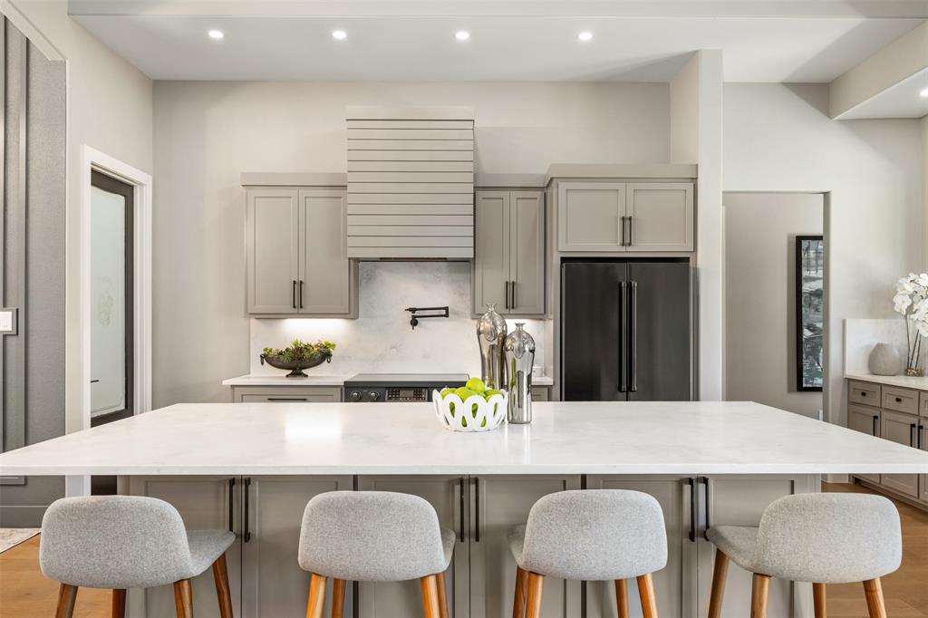 PINNACLE CLUB - Residential