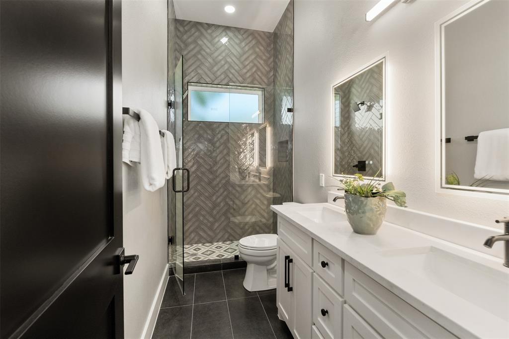 PINNACLE CLUB - Residential