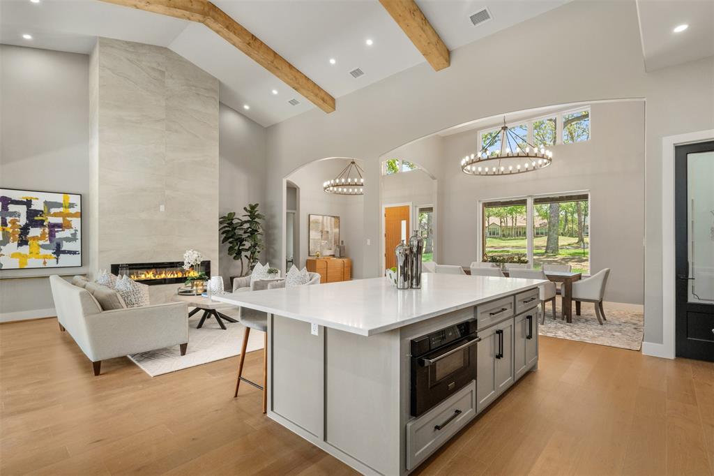 PINNACLE CLUB - Residential