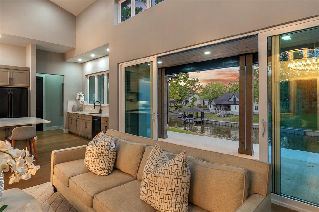 PINNACLE CLUB - Residential