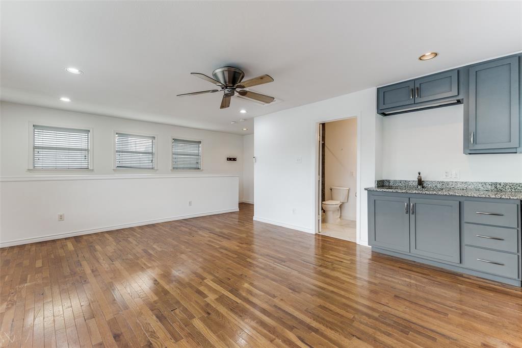 University Terrance Add - Residential