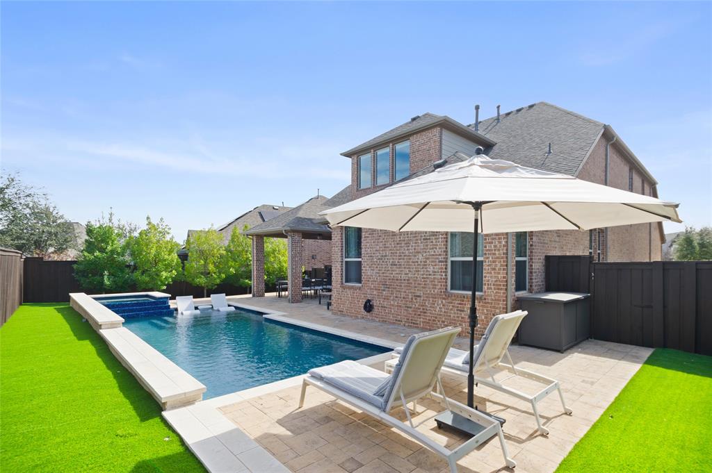 6905 St George s Drive