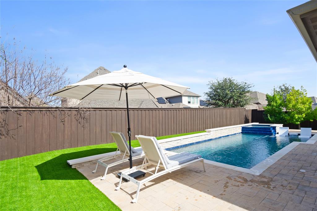 6905 St George s Drive