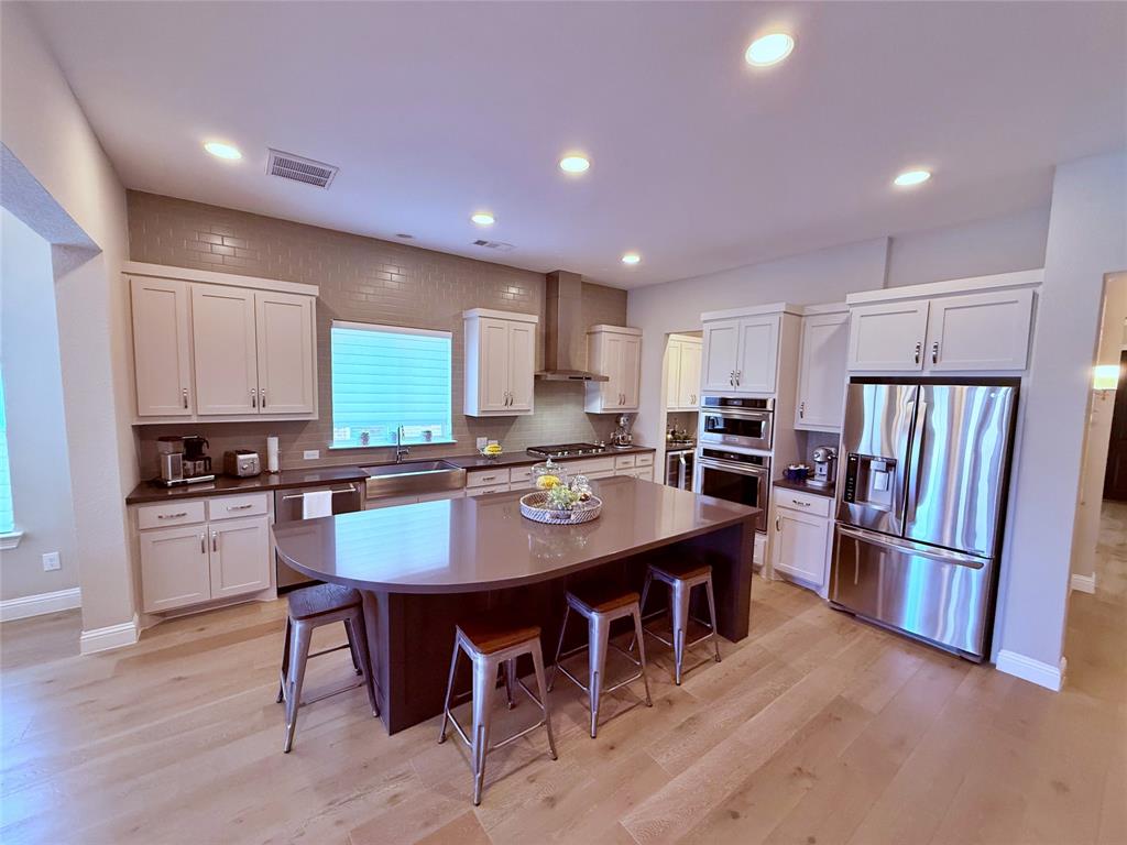 6905 St George s Drive