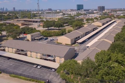 Tiny photo for 4524 Amesbury Drive #C, Dallas, TX 75206 (MLS # 21192774)