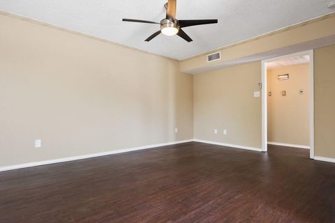 Tiny photo for 4524 Amesbury Drive #C, Dallas, TX 75206 (MLS # 21192774)