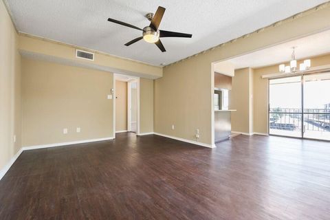 Tiny photo for 4524 Amesbury Drive #C, Dallas, TX 75206 (MLS # 21192774)