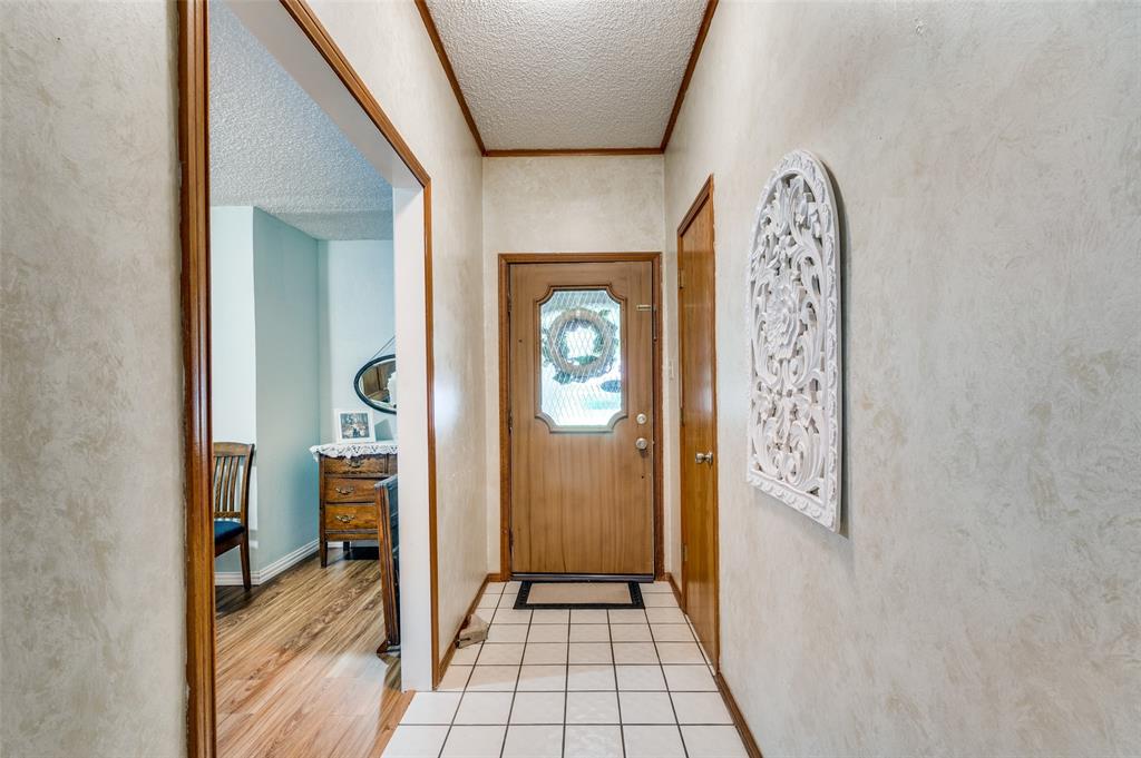 1001 Woodhaven Court