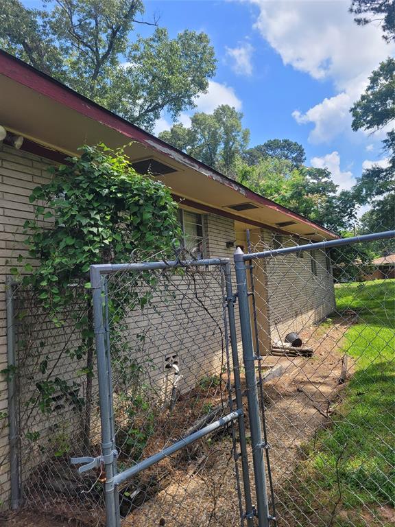 Shreveport, Louisiana 71109, United States, 2 Bedrooms Bedrooms, ,1 BathroomBathrooms,Residential,Contingent,143117