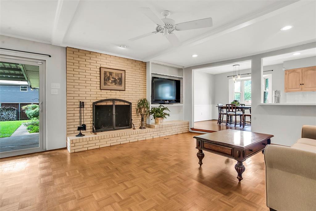11406 Drummond Drive