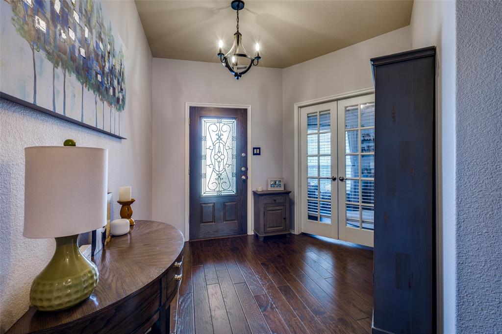 1119 Dickenson Drive