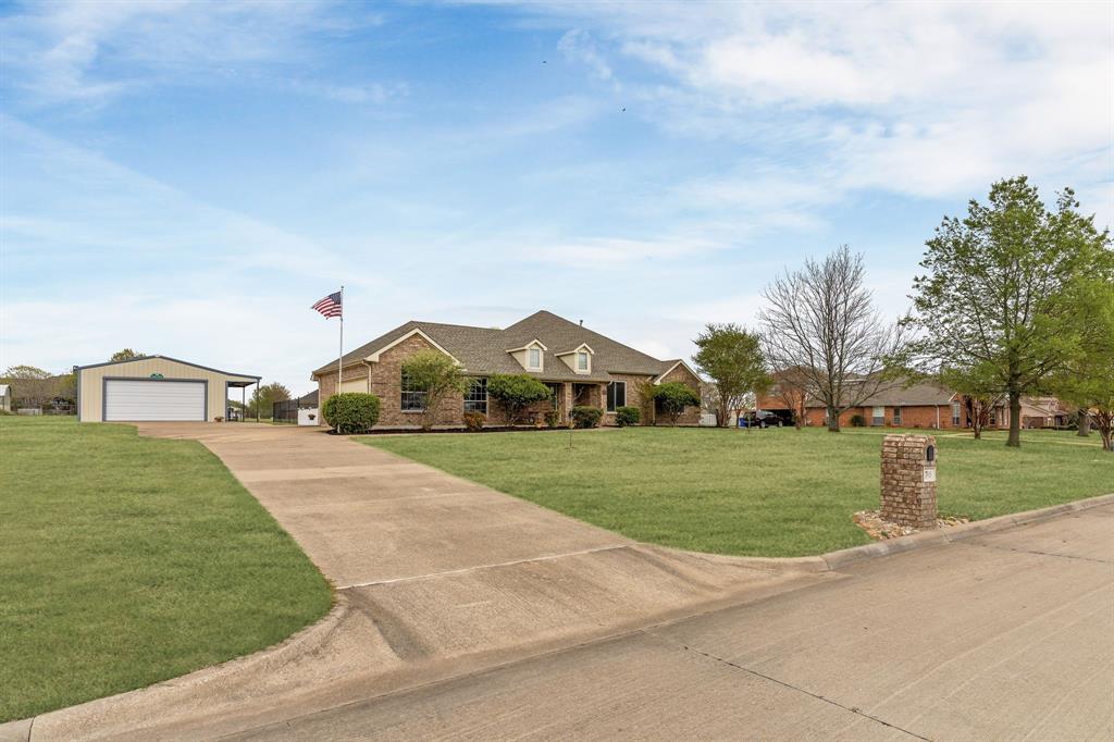 705 Lake Vista Lane
