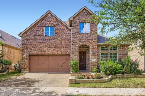 616 Warwick Boulevard Lewisville TX 75056