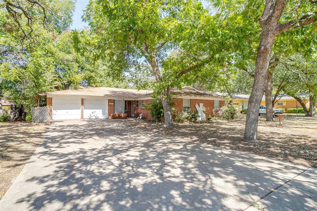 7205 Robinhood Lane