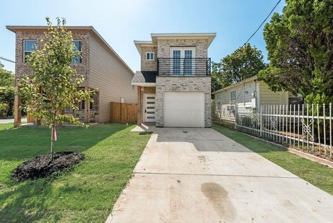 Photo of 2346 Scott Street, Dallas, TX 75215 (MLS # 21256638)