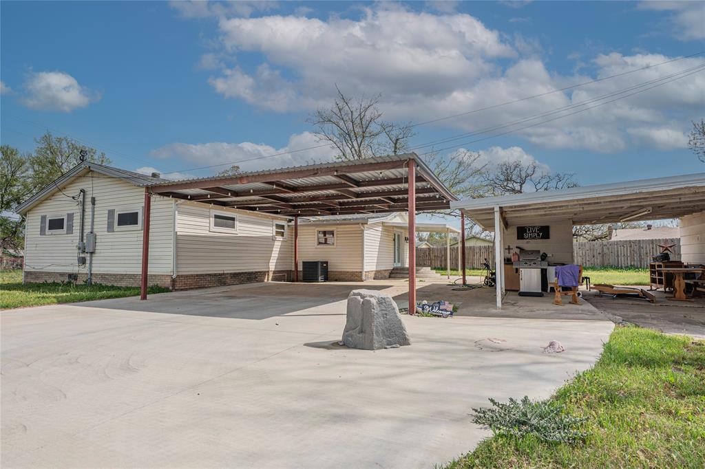 900 Silver Creek Azle Road
