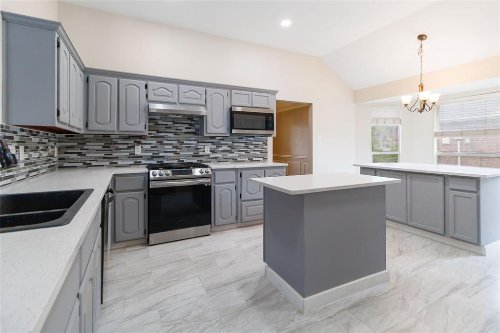 2502 Chapel Hill Drive