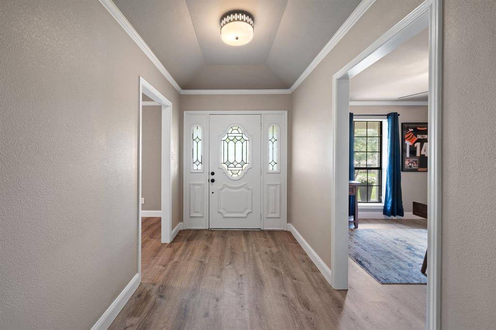 1814 Lakeridge Drive