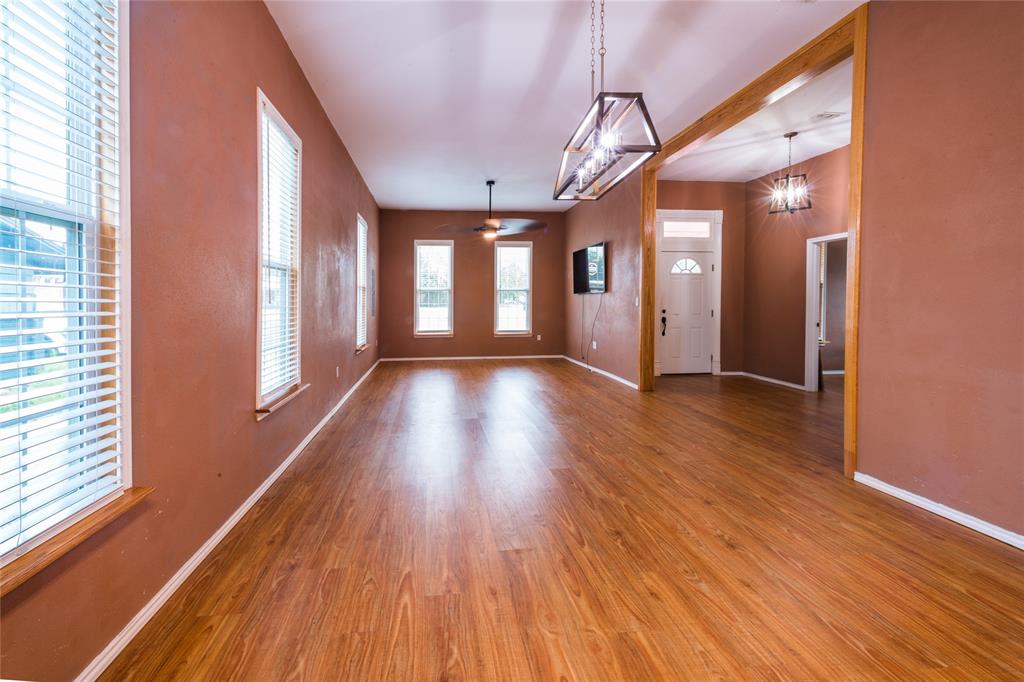 Green - Commercial Sale