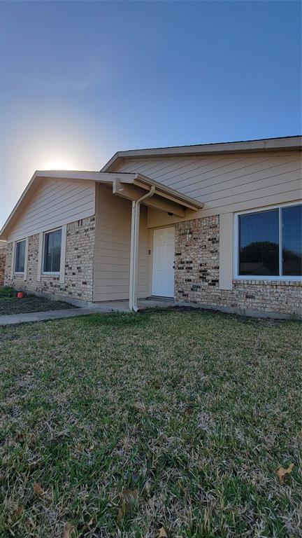 1213 Blanco Street W