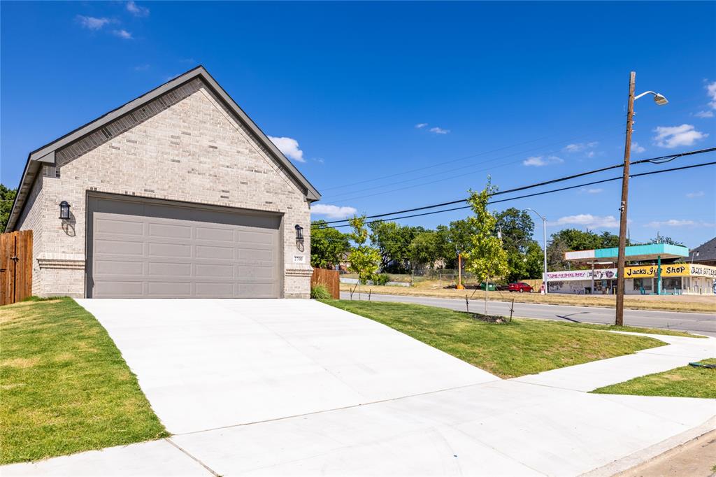 2700 NW 22nd Street