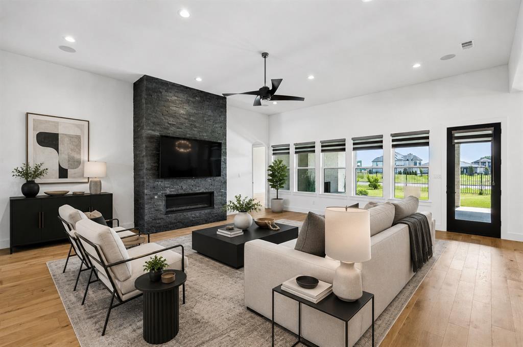2027 Noe Boulevard