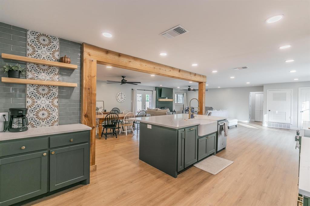 632 Forest Lane