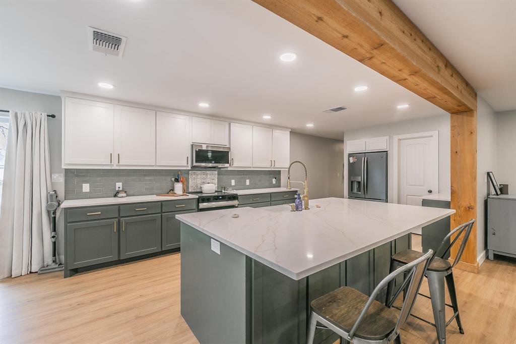 632 Forest Lane
