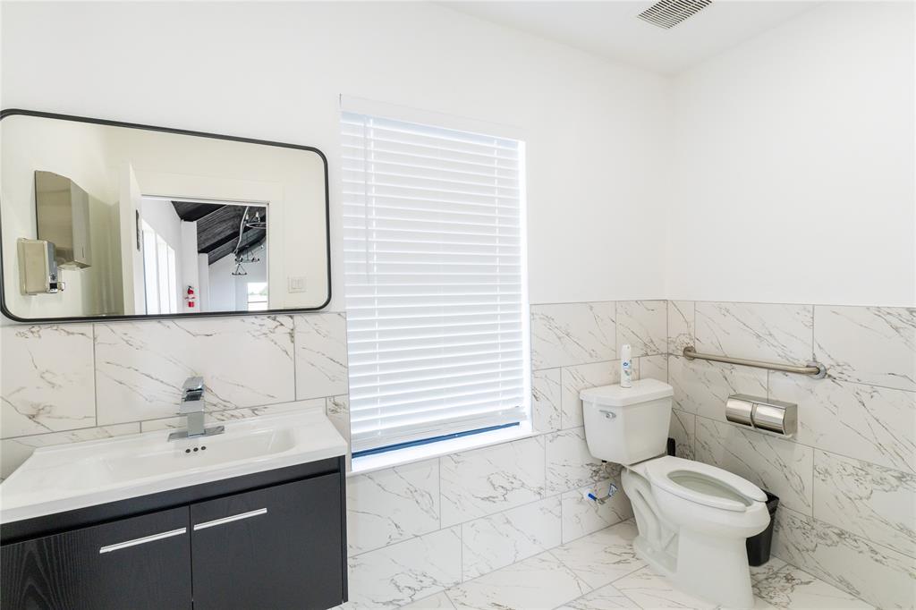 Thomas E Rowan Surv Abs 932 - Residential