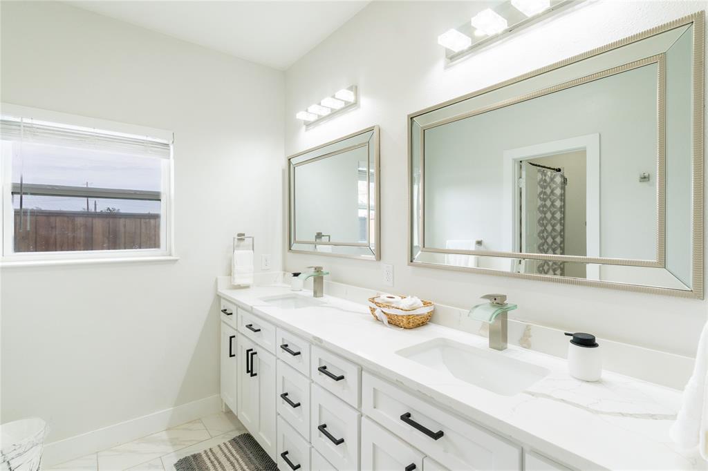 Thomas E Rowan Surv Abs 932 - Residential